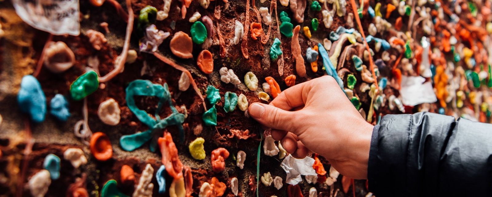 Plastic free chewing gum awareness showing discarded chewing gum as plastic pollution